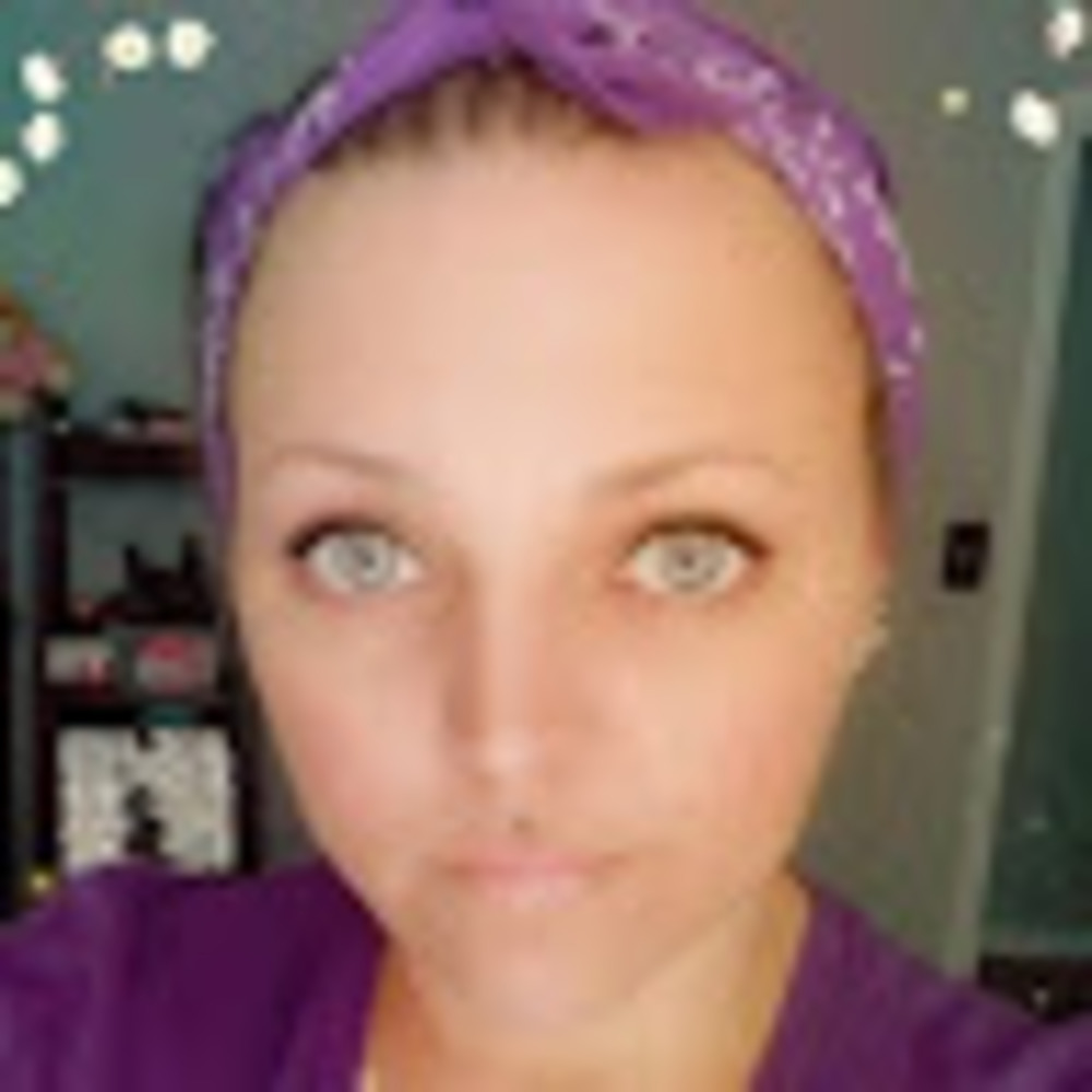 Meet your Posher, Corine